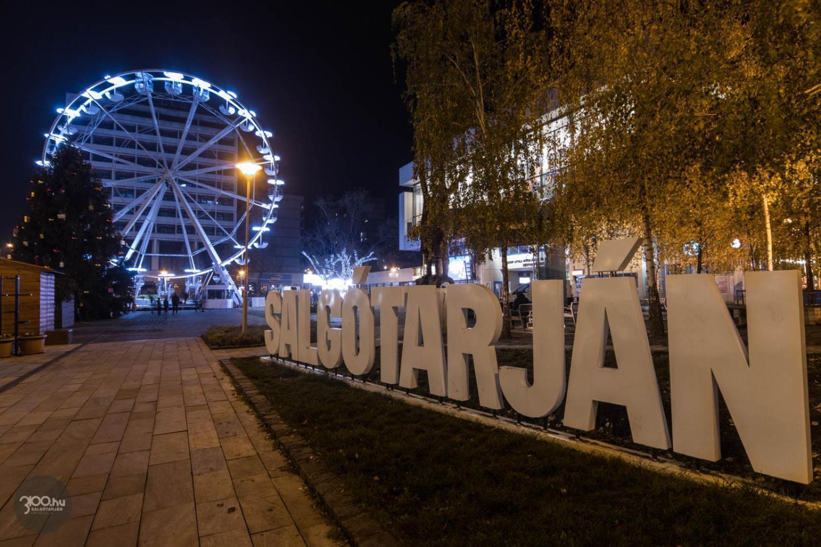 Goldapartman Salgótarján 外观 照片